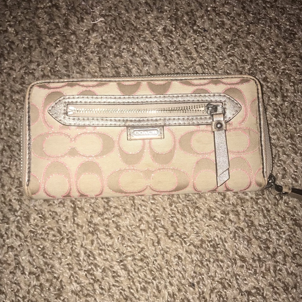 Authentic Coach wallet